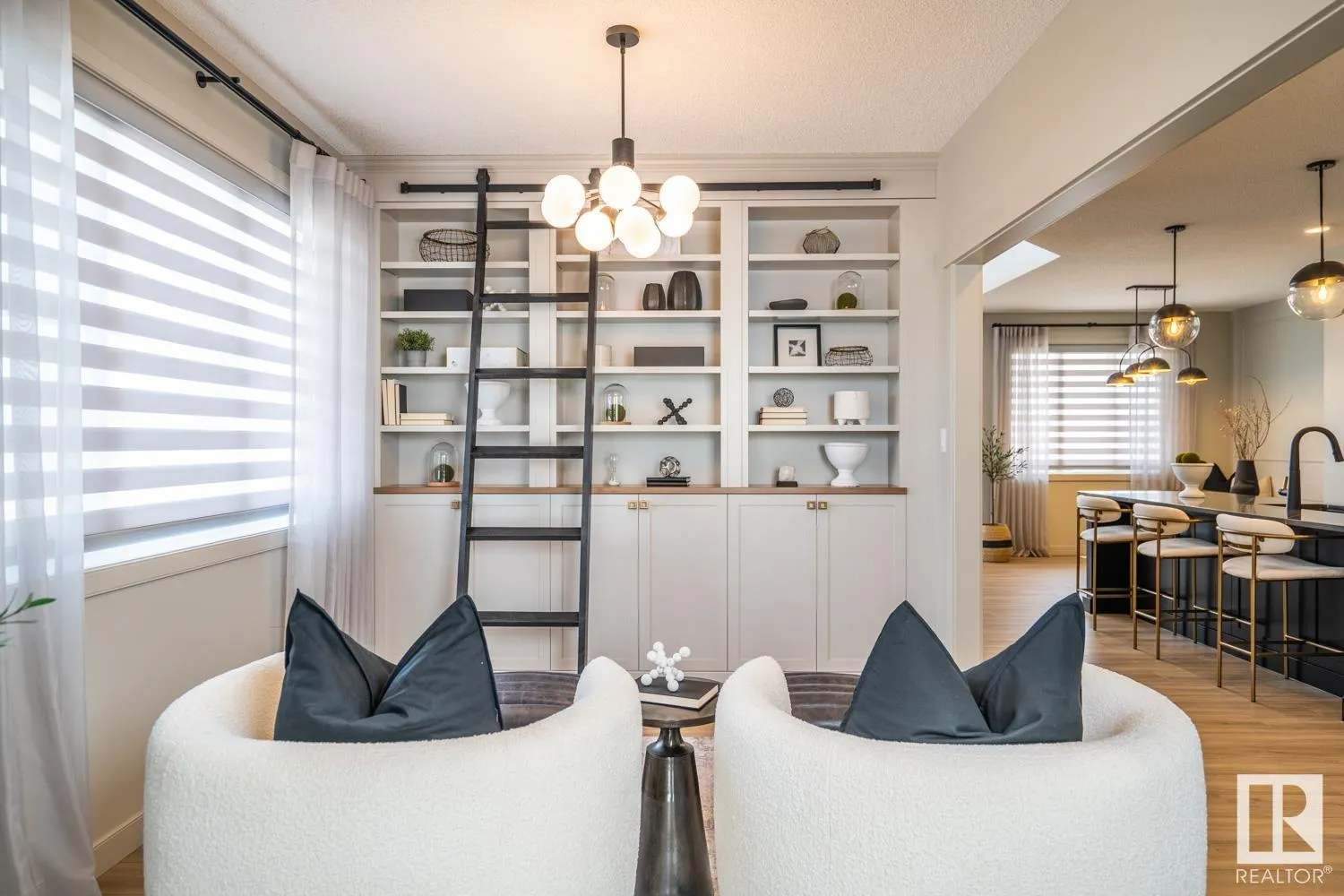 142 SUNLAND Way