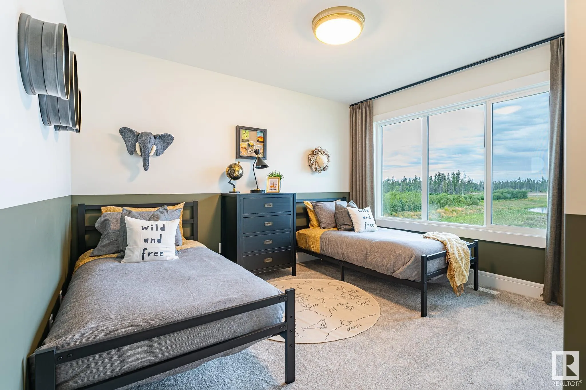 18 EMERALD Way