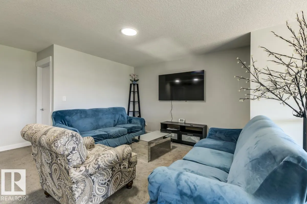 6817 KNOX Loop