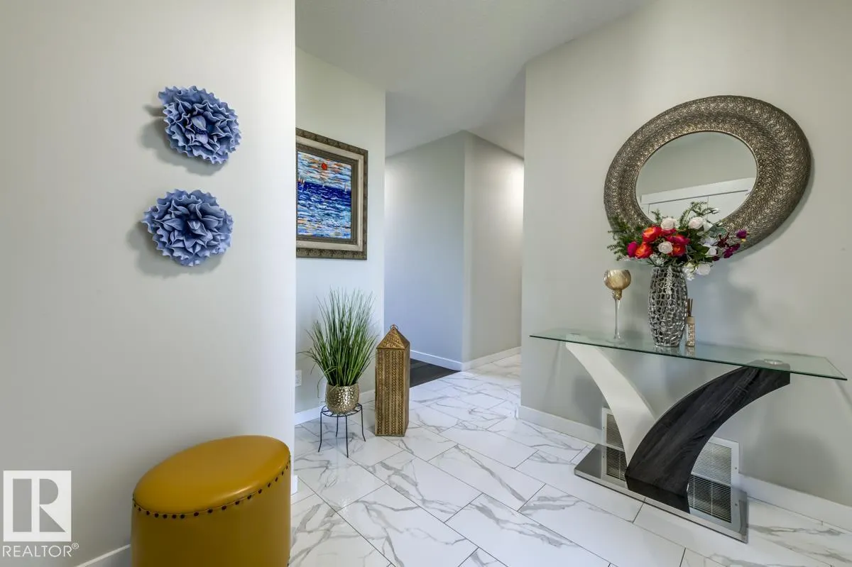 6817 KNOX Loop