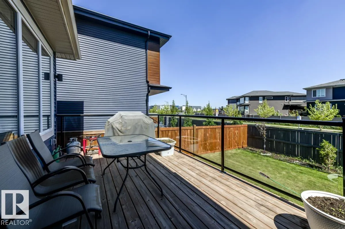 6817 KNOX Loop