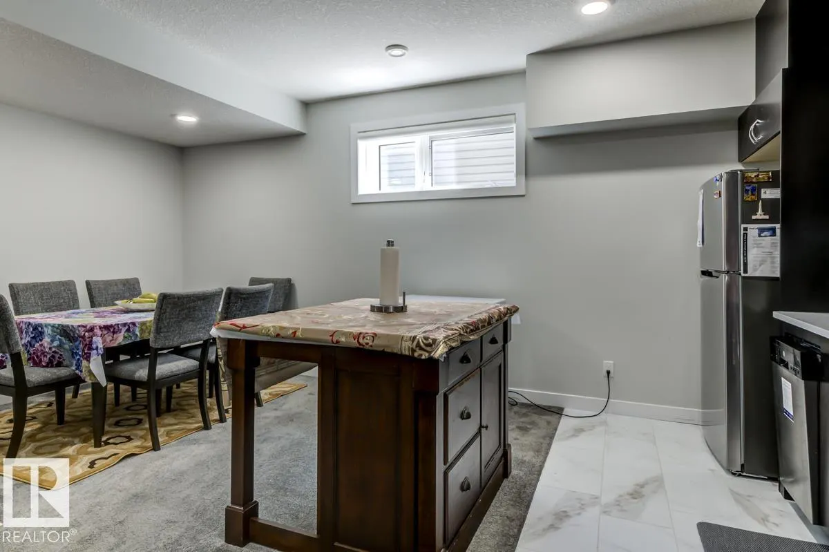 6817 KNOX Loop