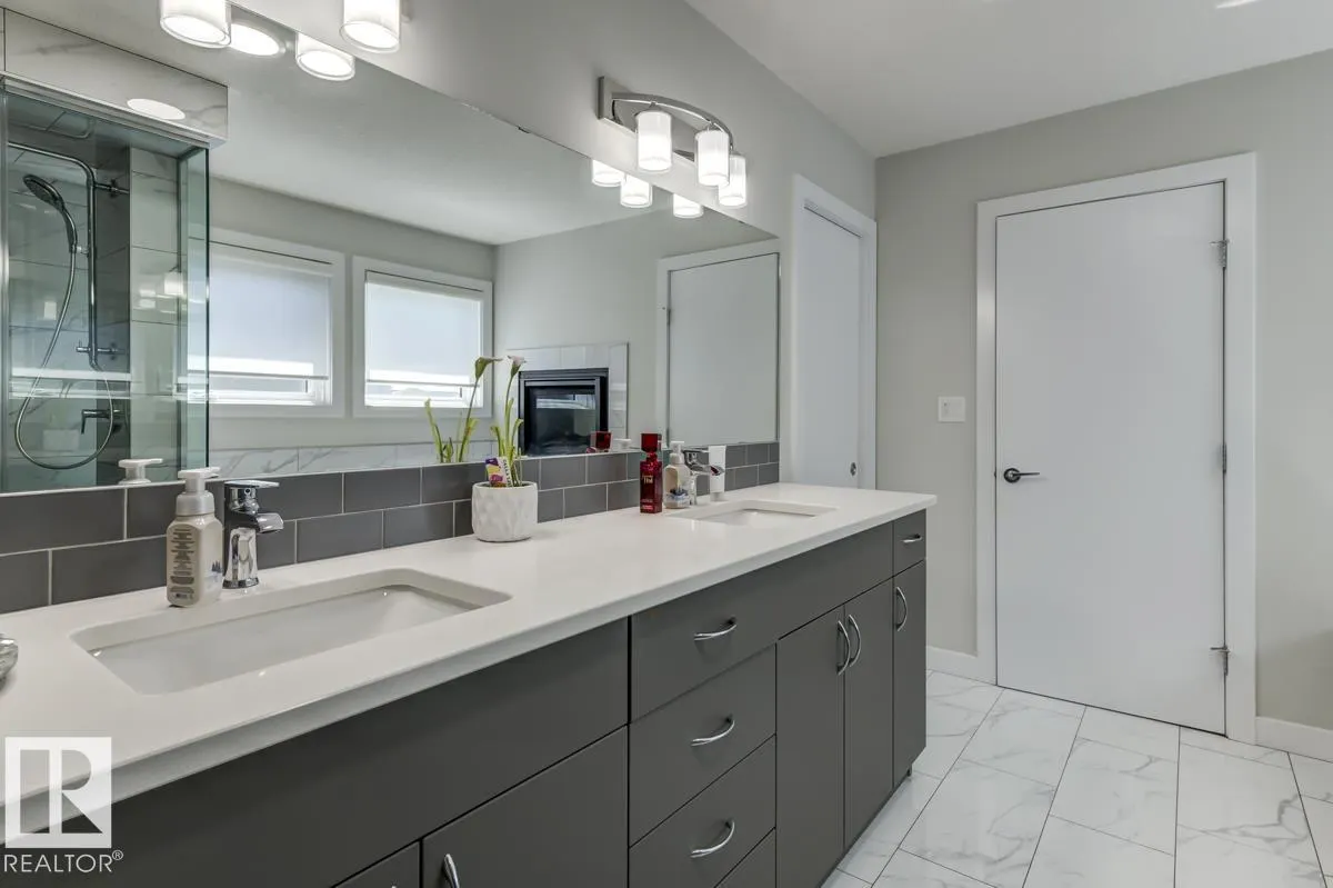 6817 KNOX Loop