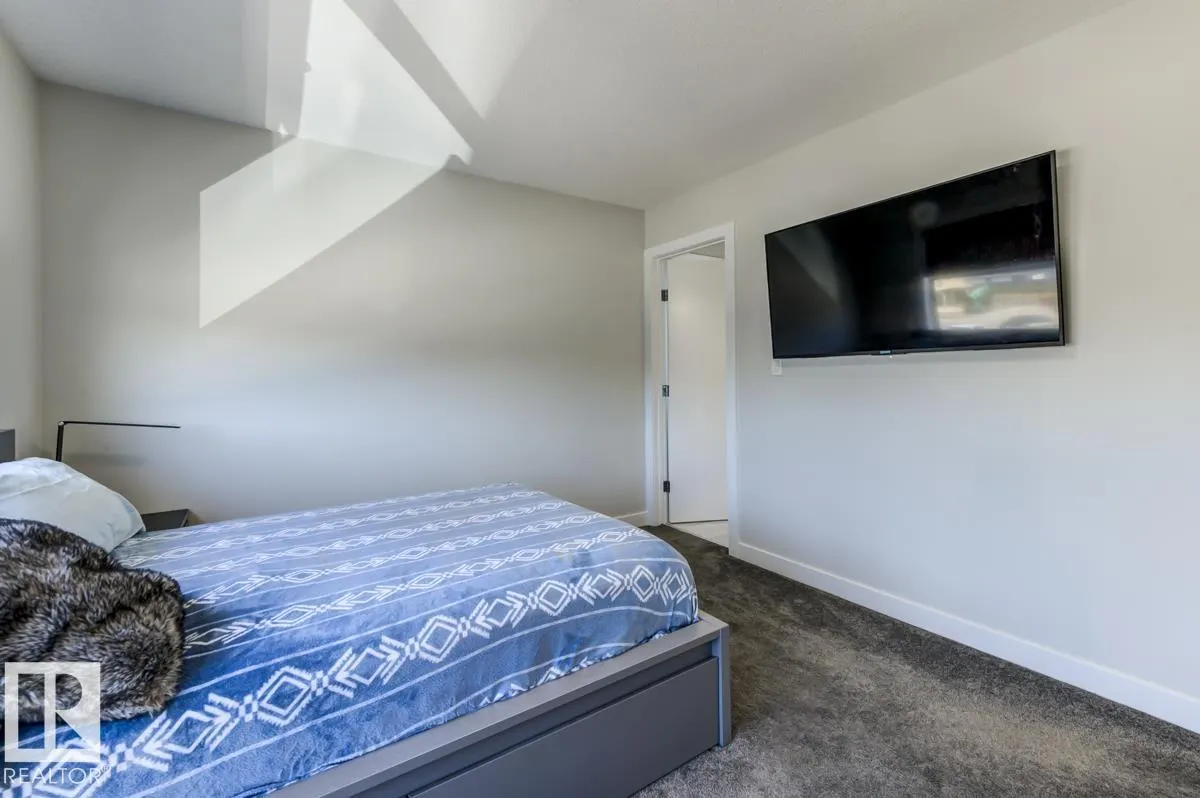 6817 KNOX Loop