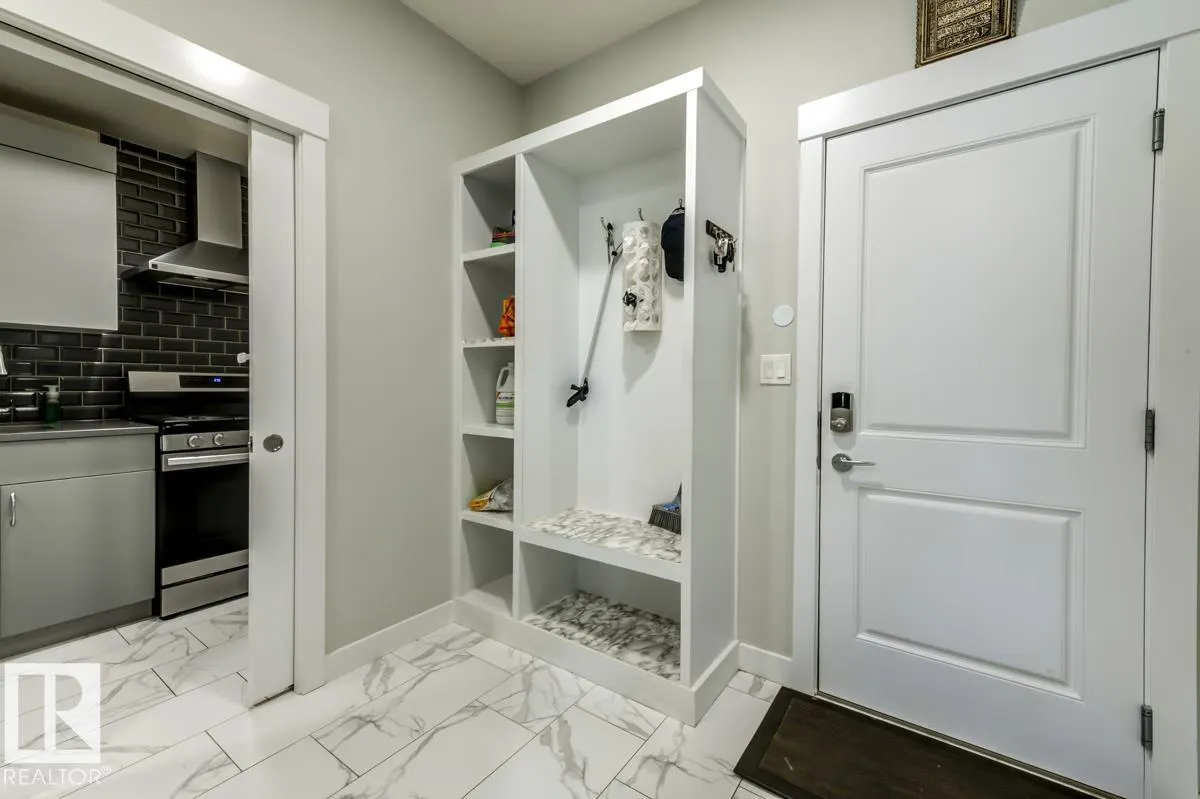 6817 KNOX Loop