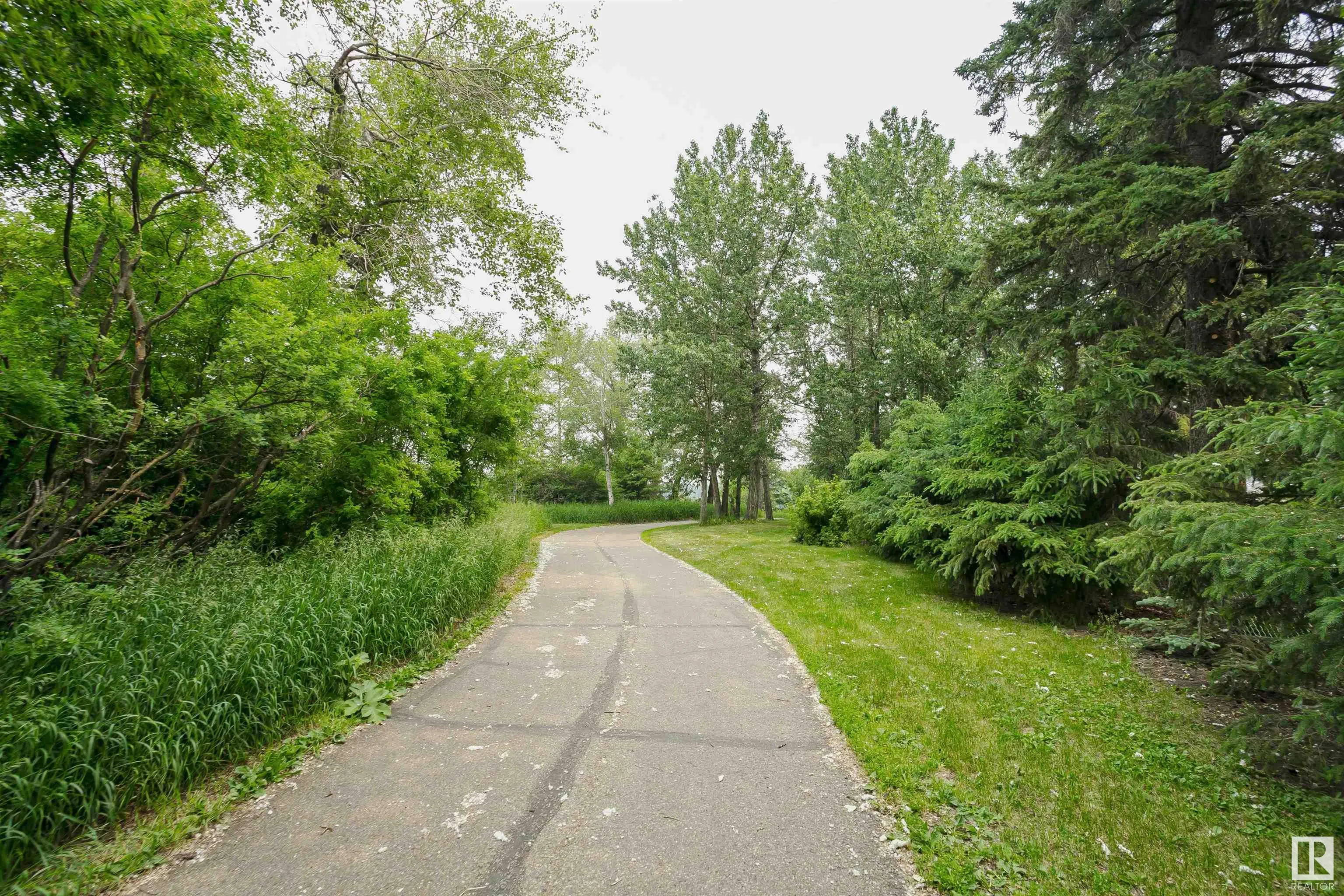 260 STURGEON Road