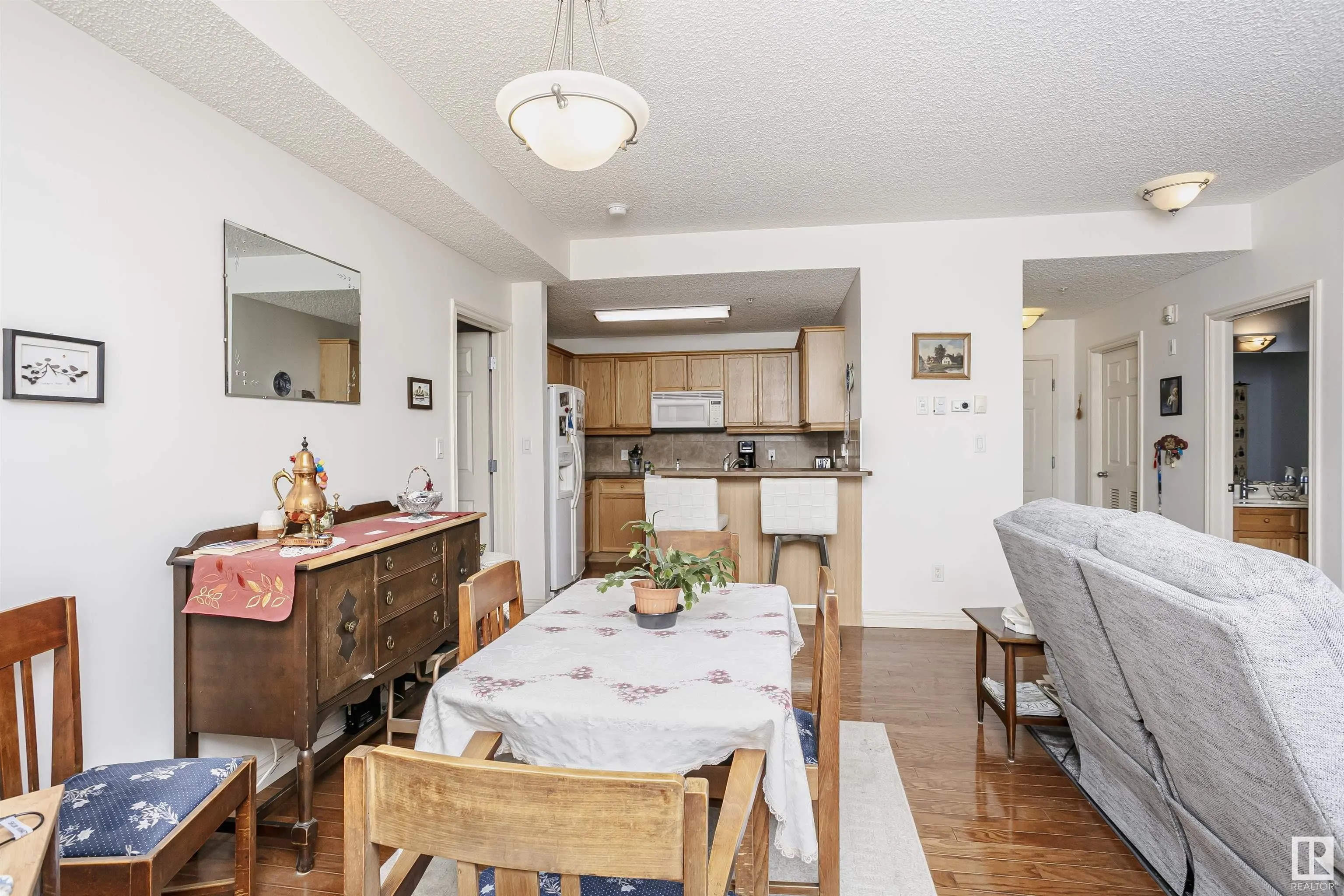 260 STURGEON Road