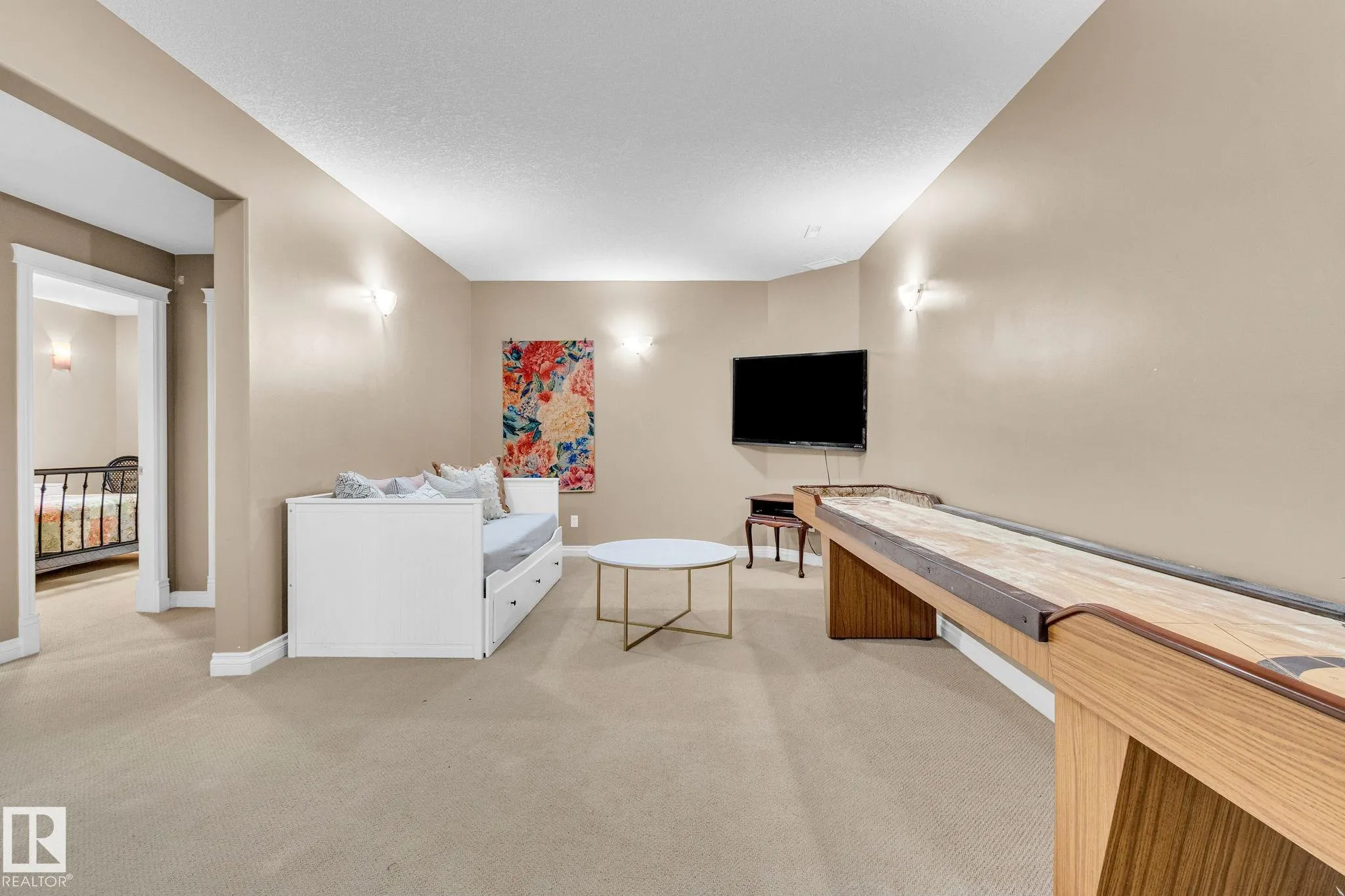 5101 CHATEAU Court