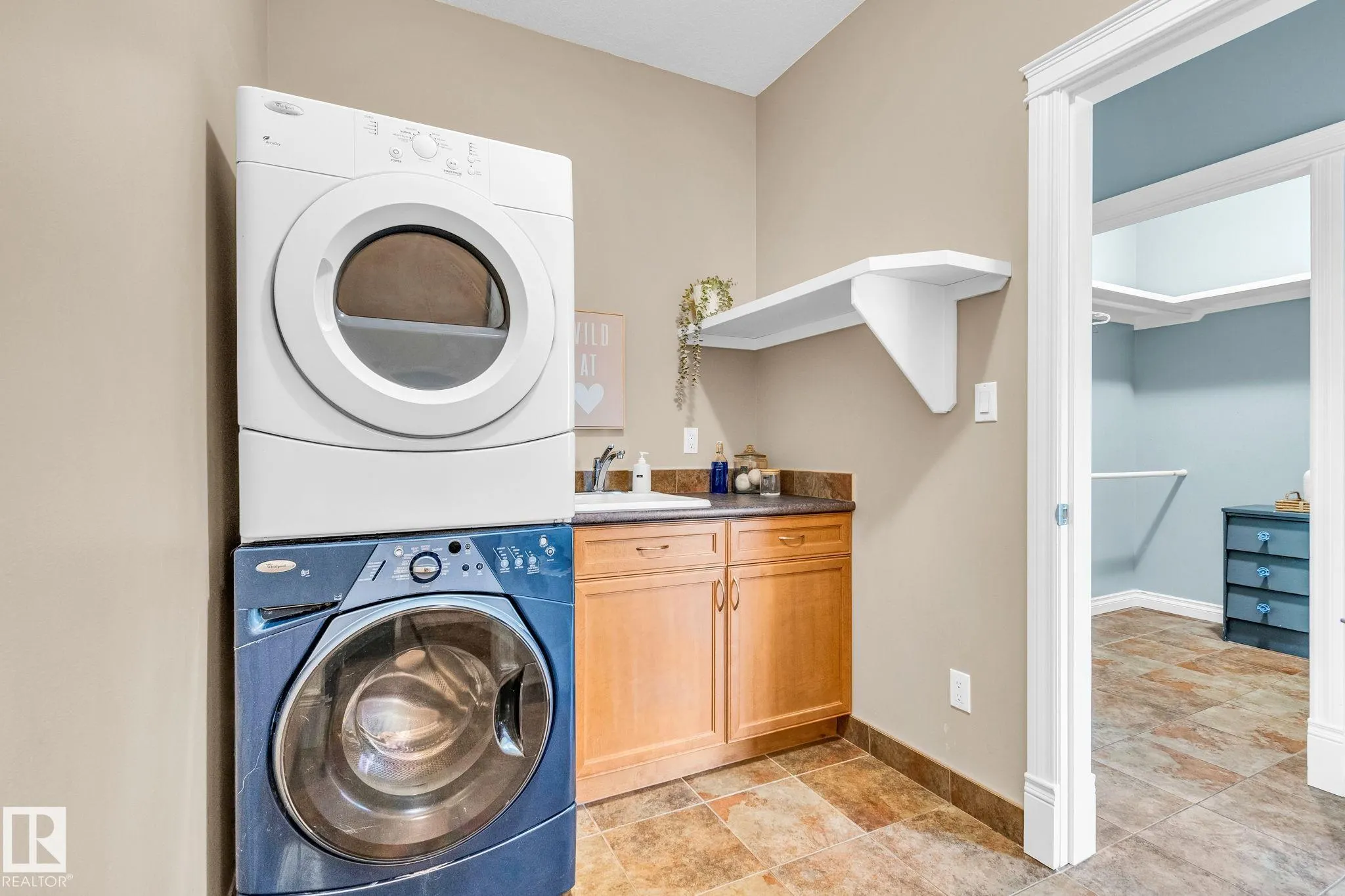 5101 CHATEAU Court