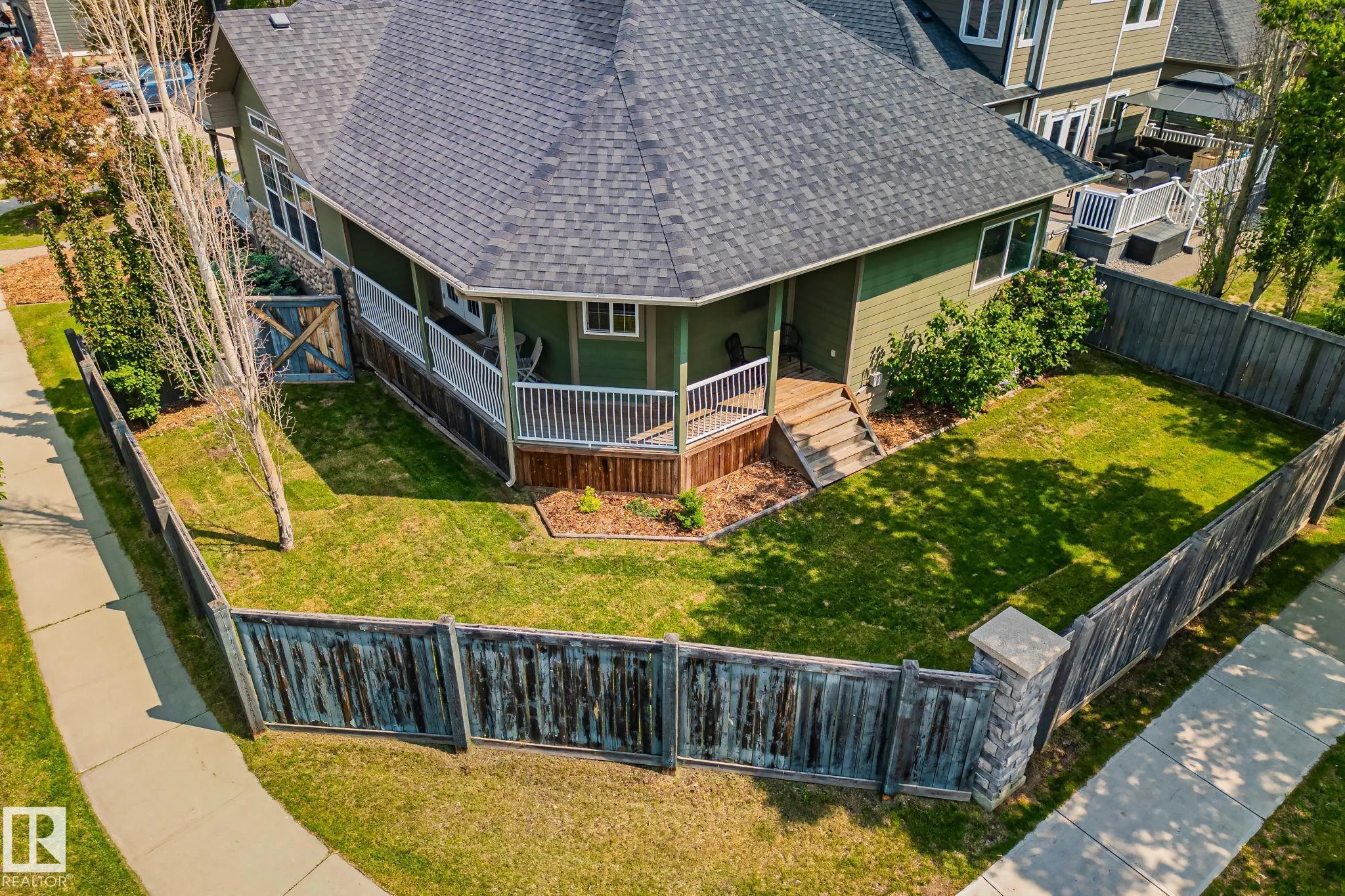 5101 CHATEAU Court
