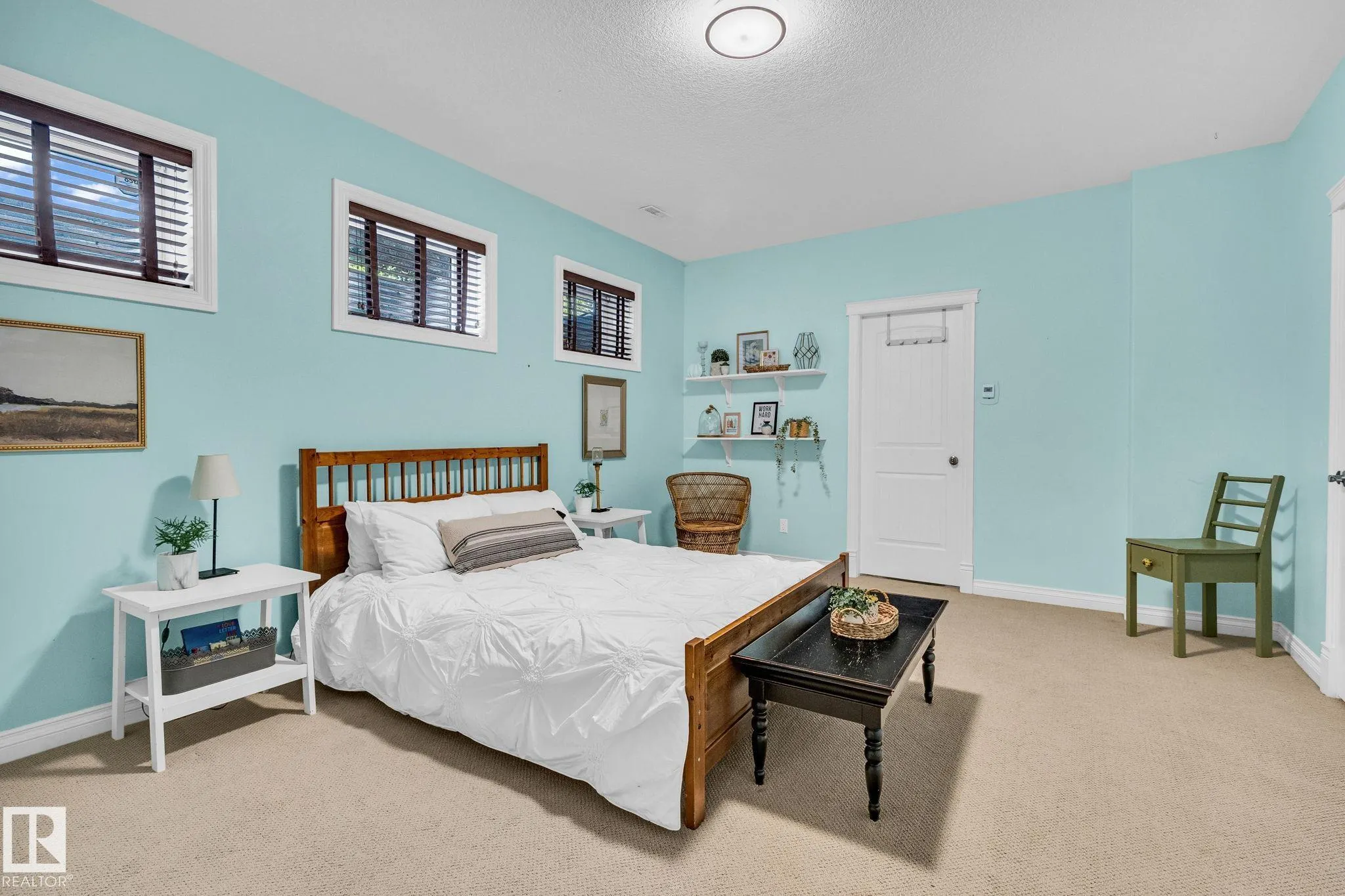 5101 CHATEAU Court