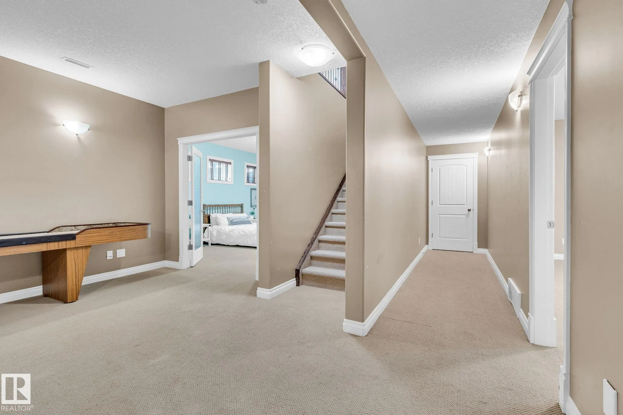 5101 CHATEAU Court