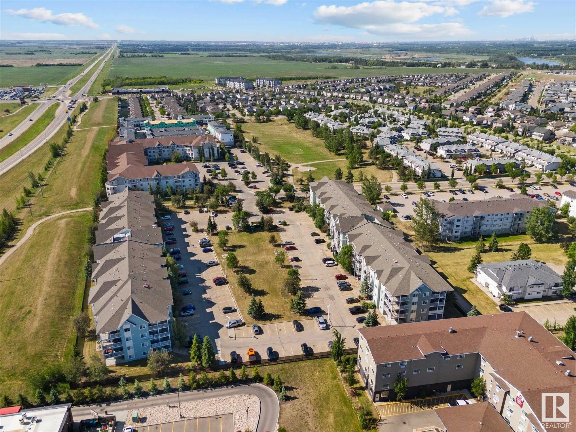 50 WOODSMERE