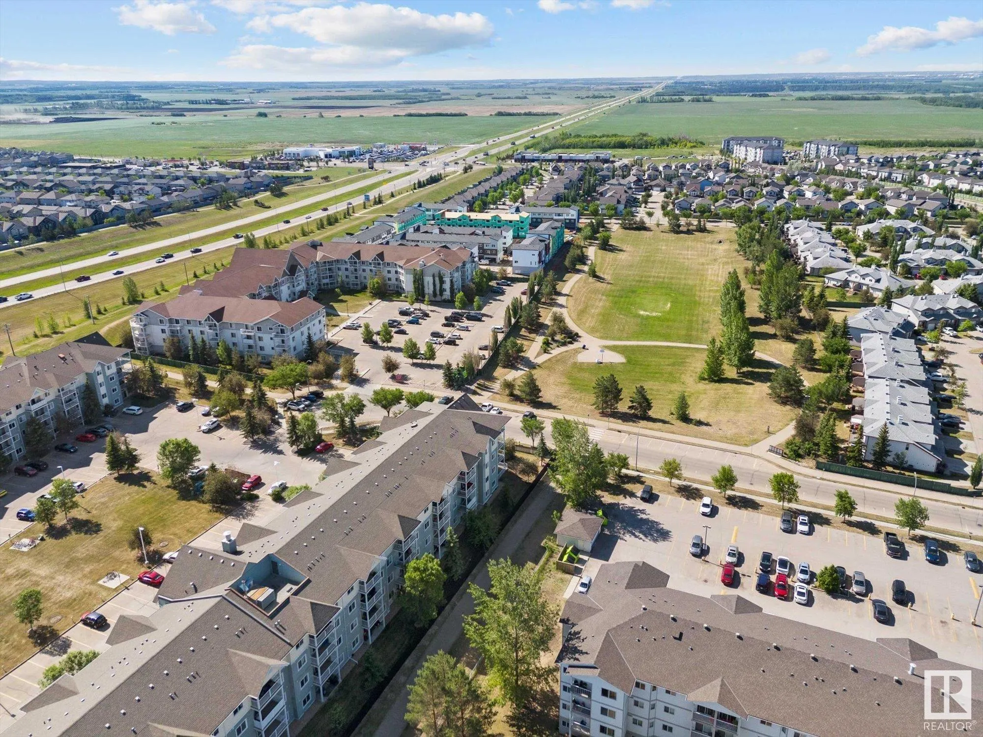 50 WOODSMERE