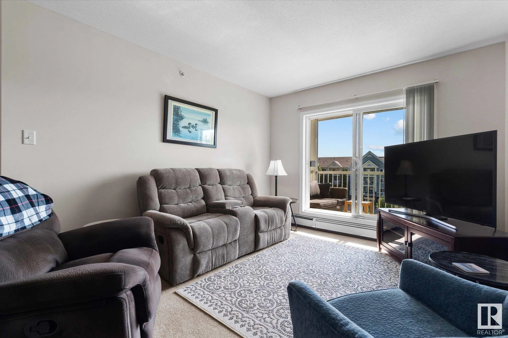 50 WOODSMERE