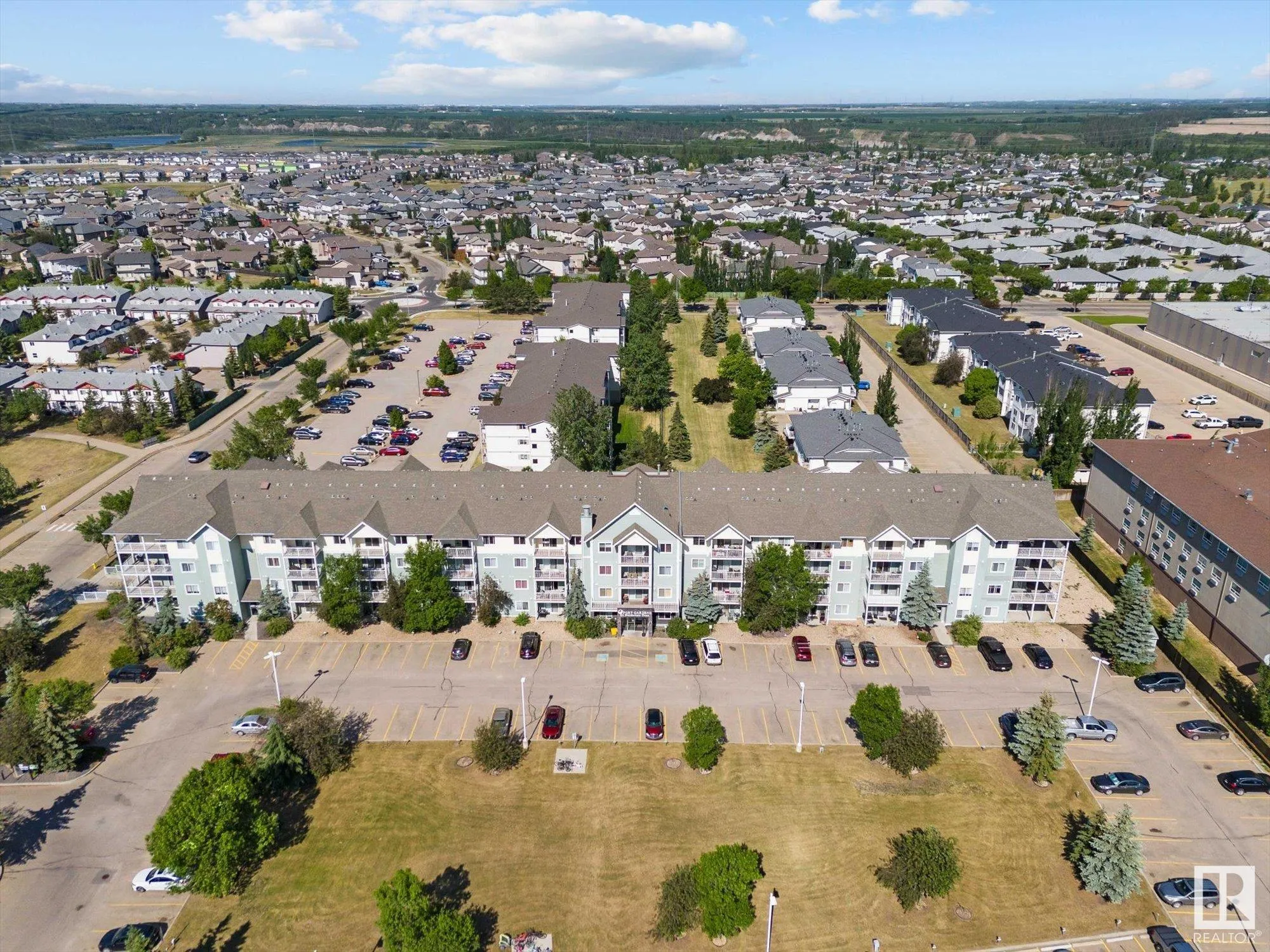 50 WOODSMERE