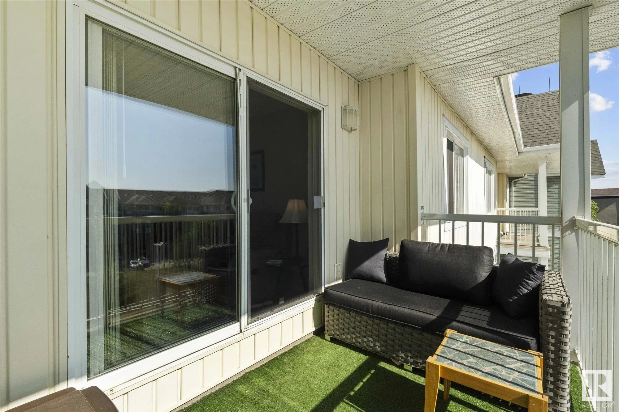 50 WOODSMERE