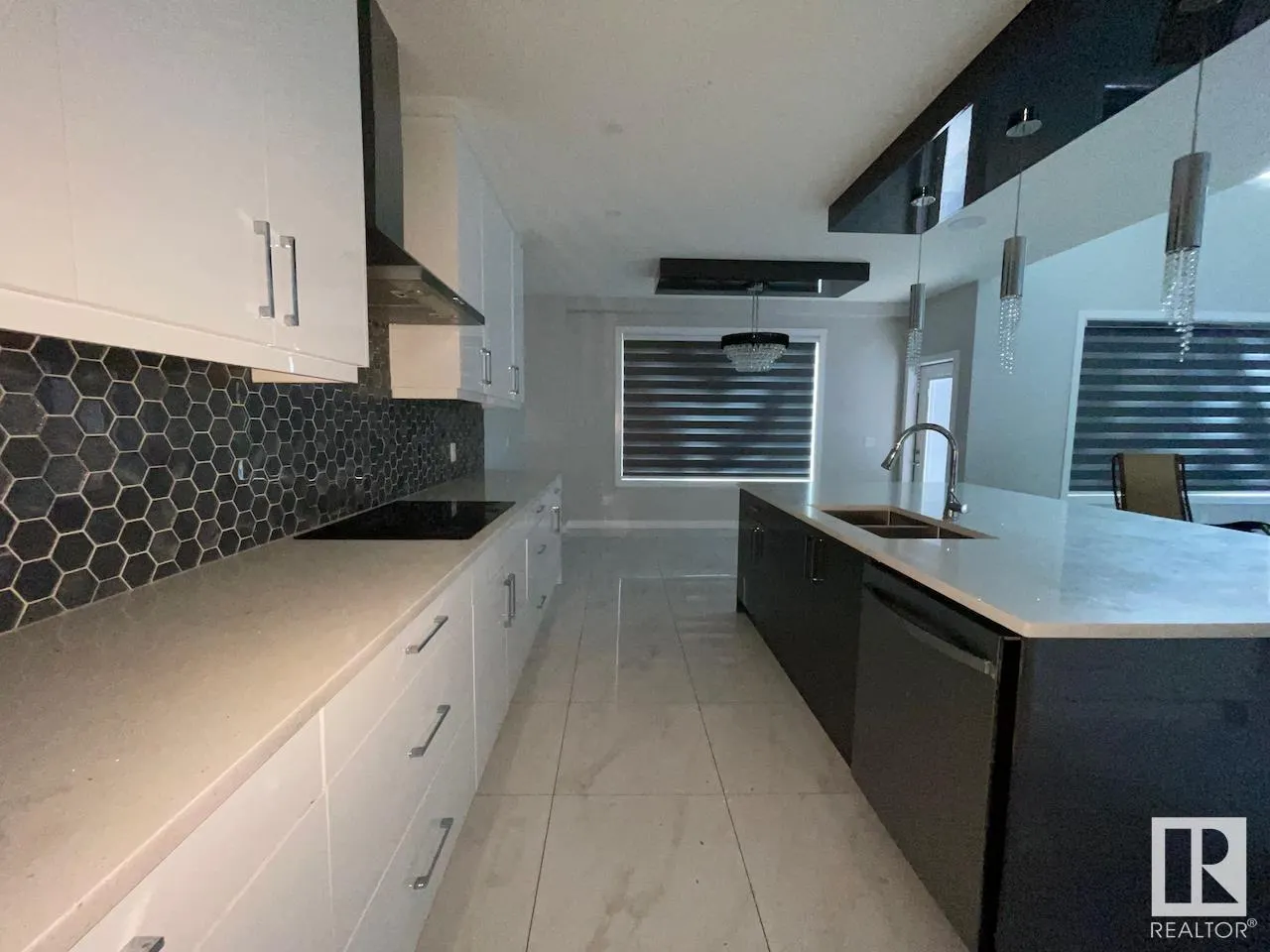 3302 SOLEIL Boulevard