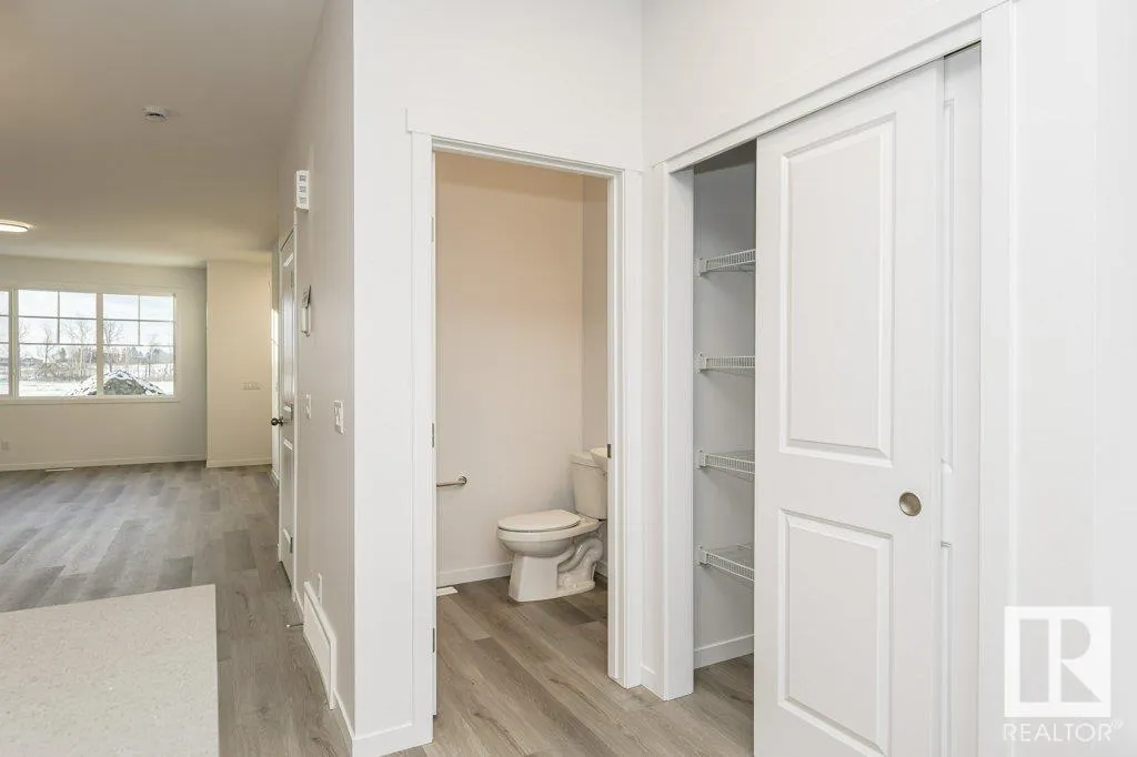 3957 WREN Loop