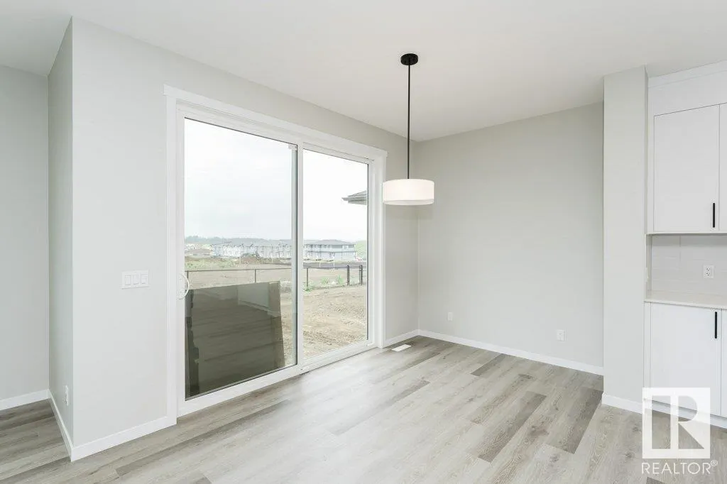 3945 WREN Loop