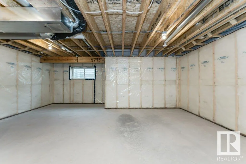 3945 WREN Loop