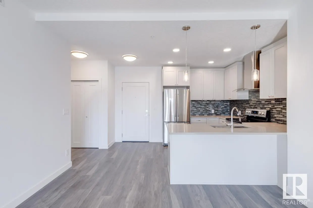 1316 WINDEREMERE Way