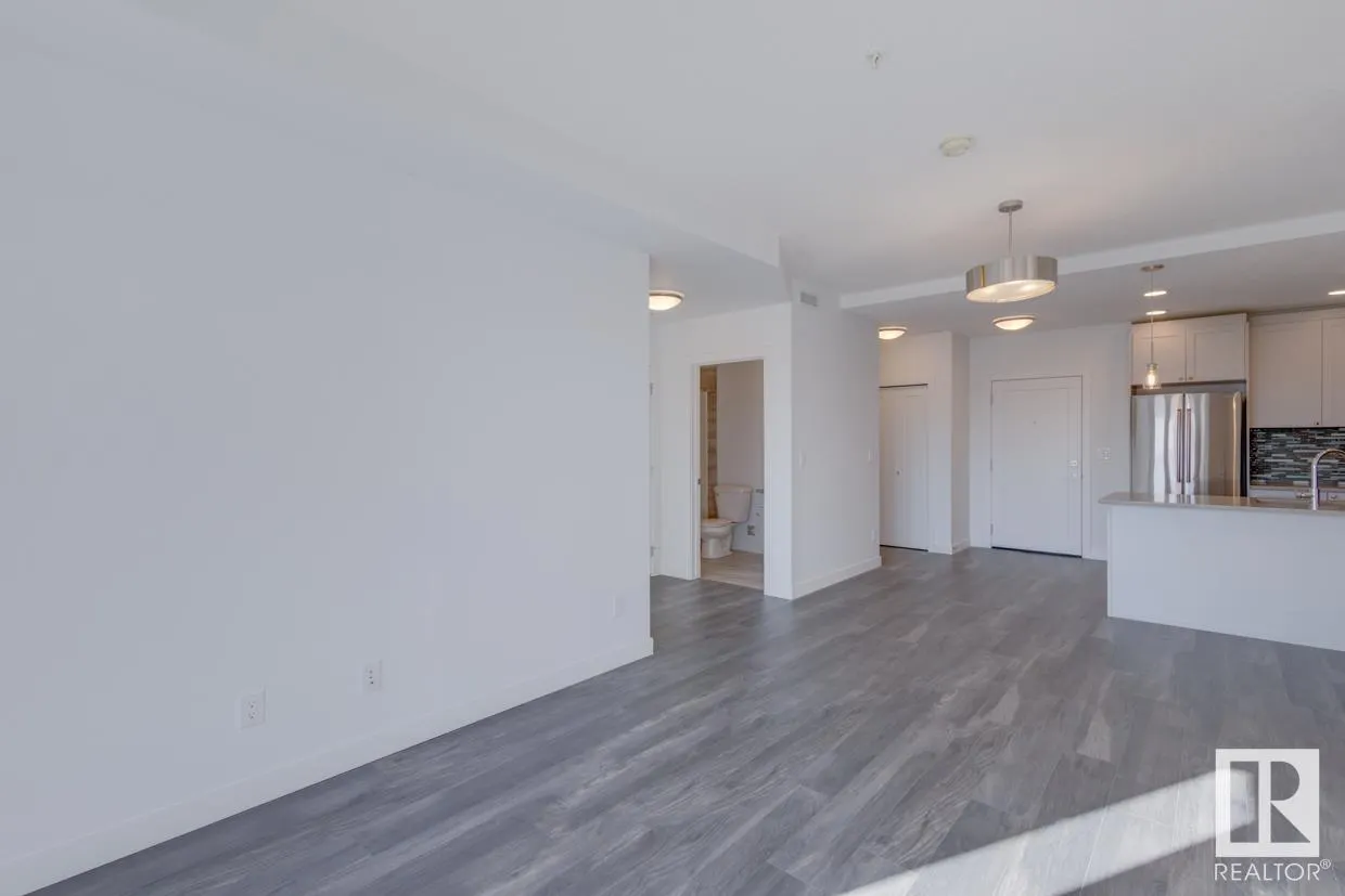 1316 WINDEREMERE Way