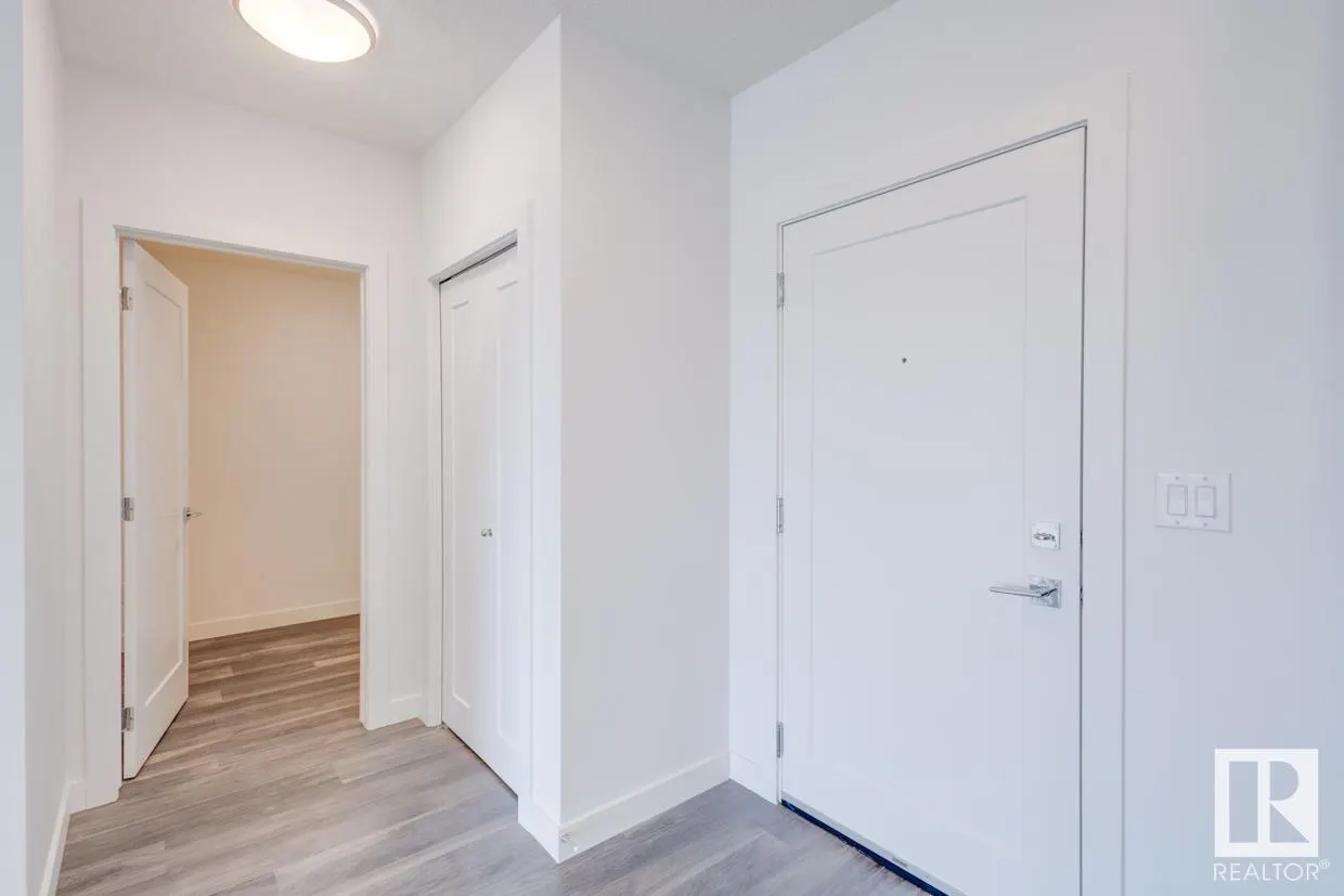 1316 WINDEREMERE Way