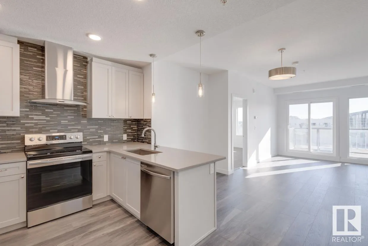 1316 WINDEREMERE Way