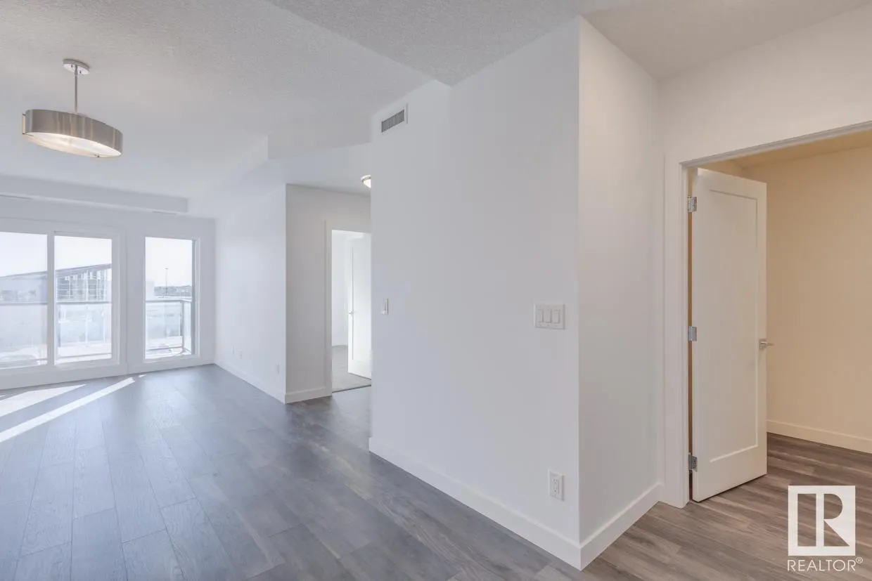 1316 WINDEREMERE Way