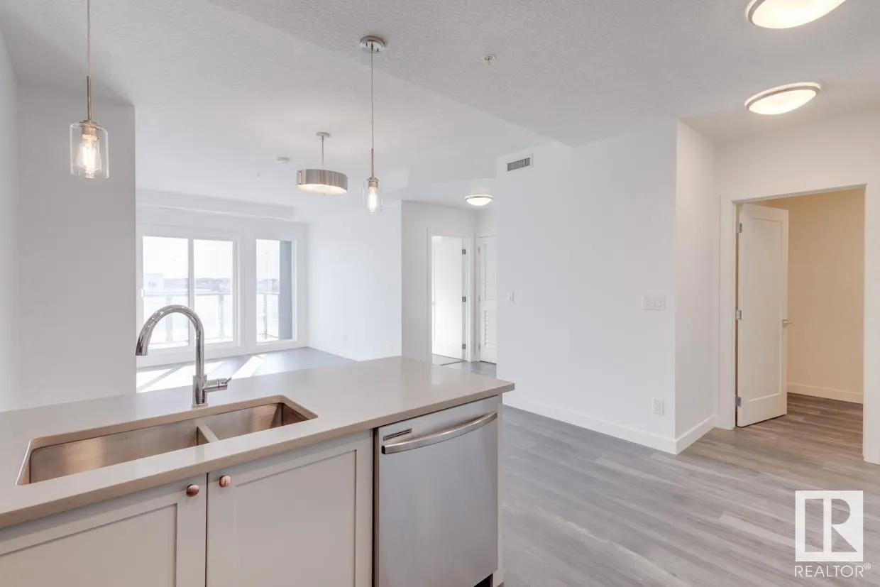 1316 WINDEREMERE Way