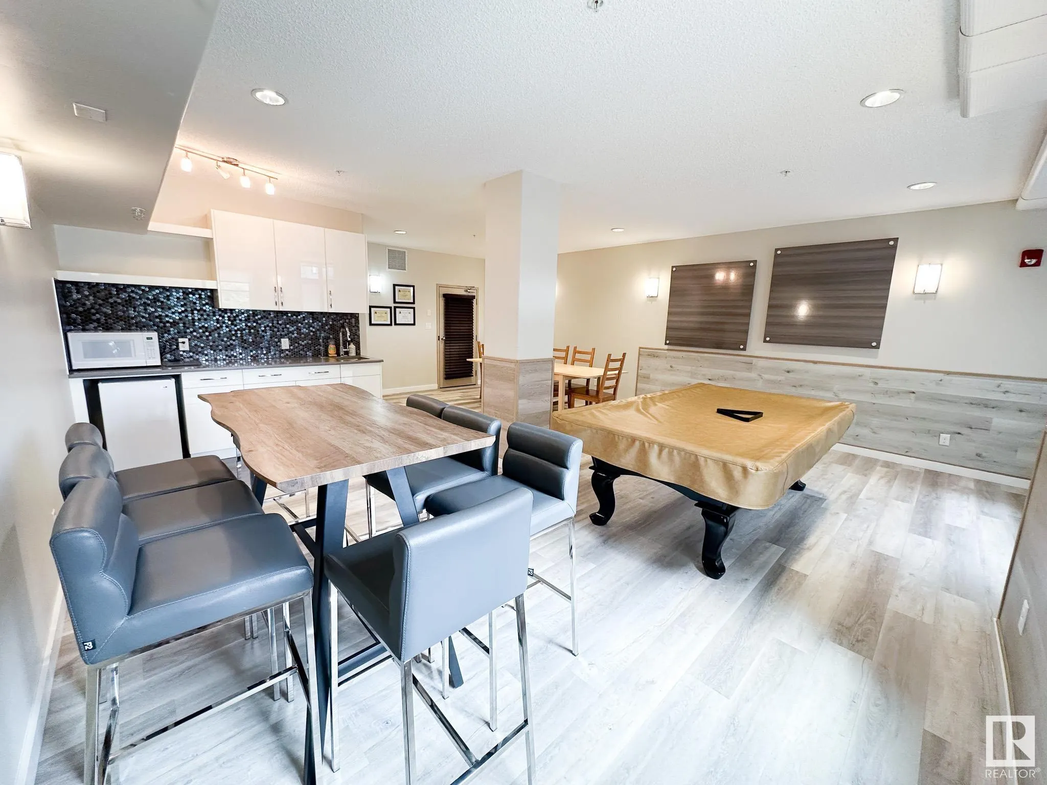 1144 Adamson Drive