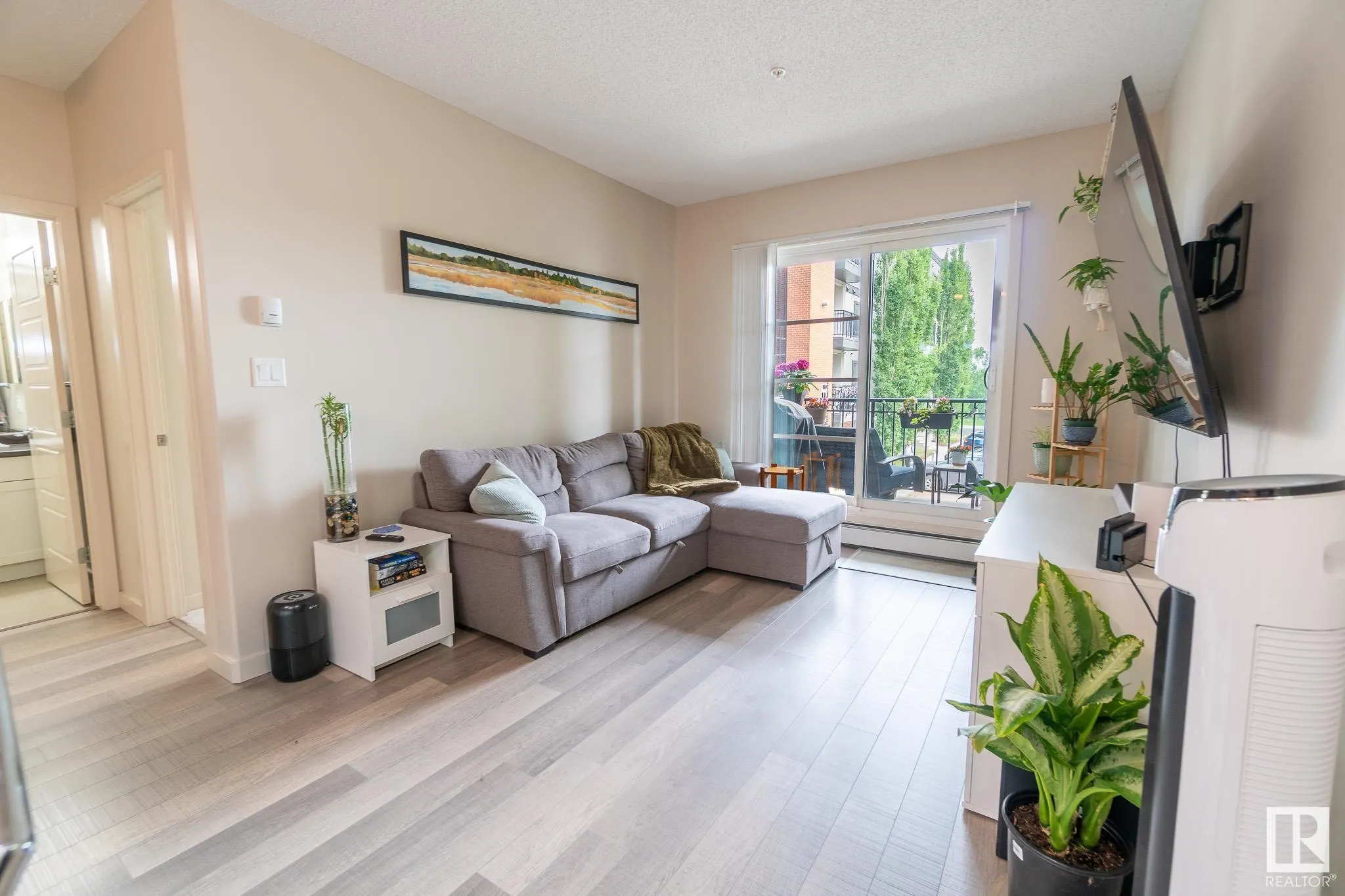 1144 Adamson Drive