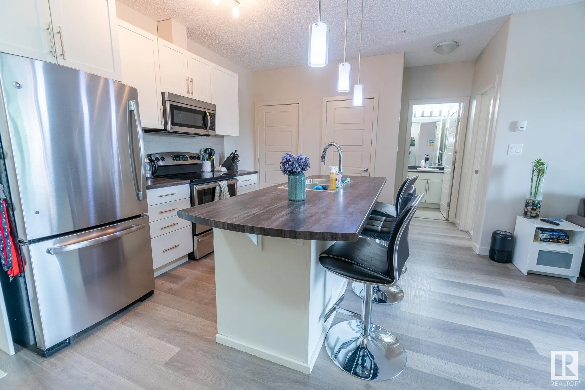 1144 Adamson Drive