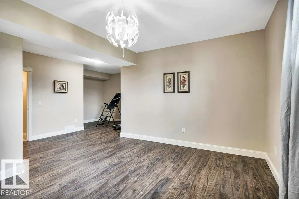 8 52329 Rge Rd 13
