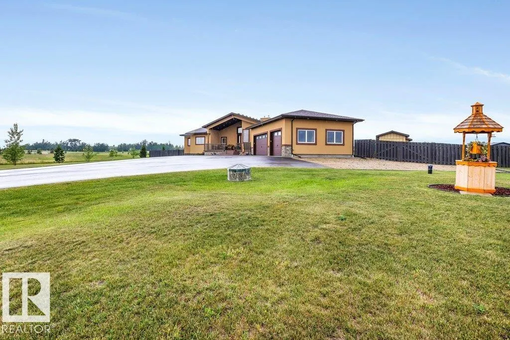 8 52329 Rge Rd 13