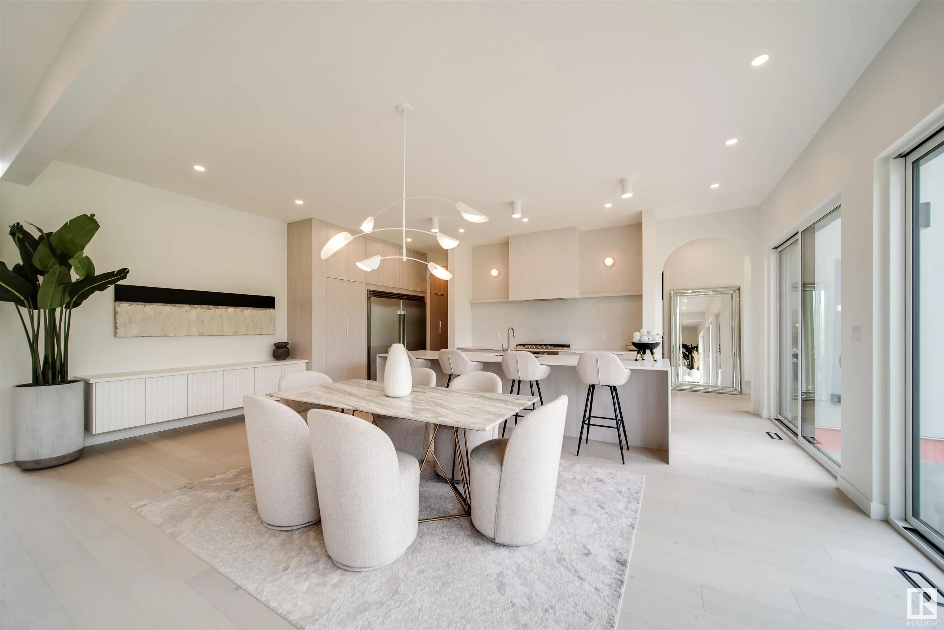 6090 Crawford Drive