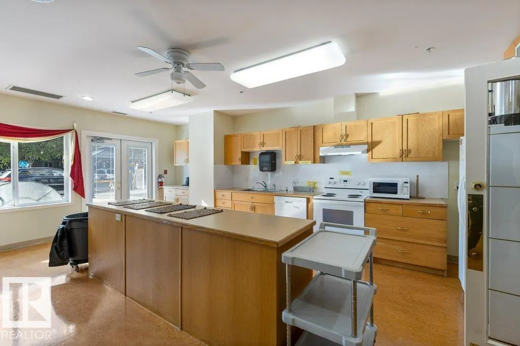 78 MCKENNEY Avenue