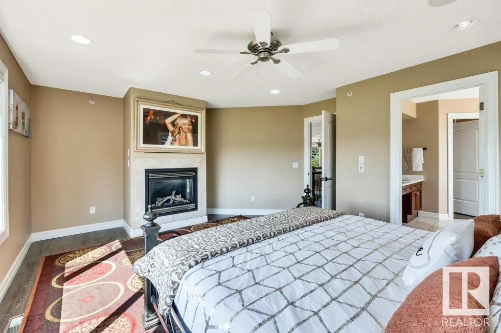 53302 261 Range Road