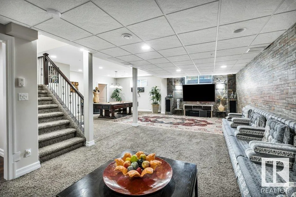 53302 261 Range Road