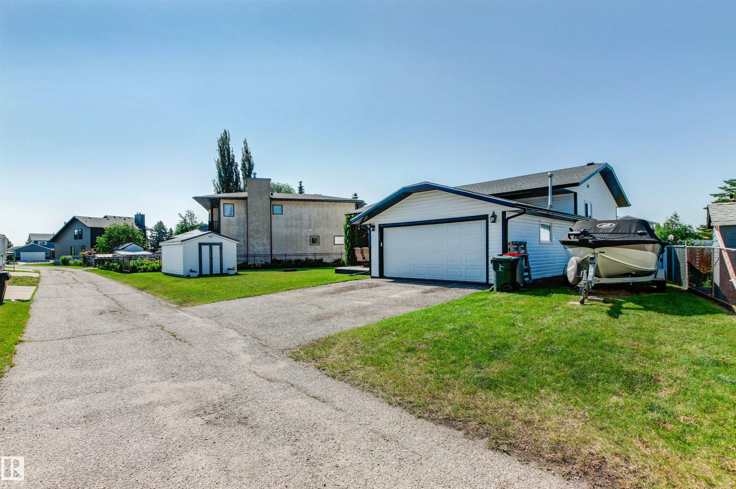 63 GLENWOOD Crescent