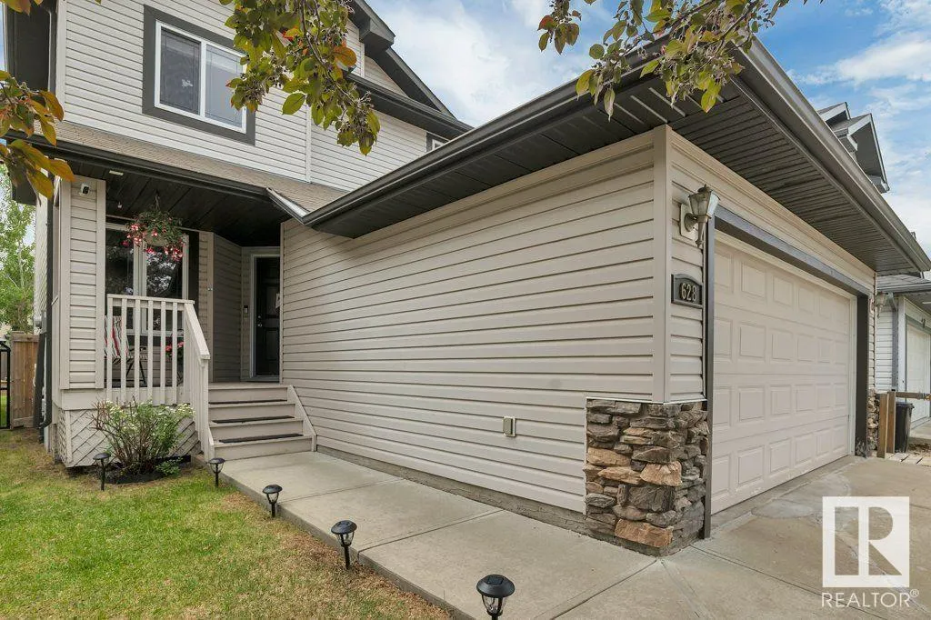 628 FOXTAIL Lane