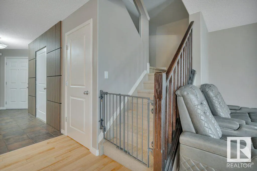 628 FOXTAIL Lane