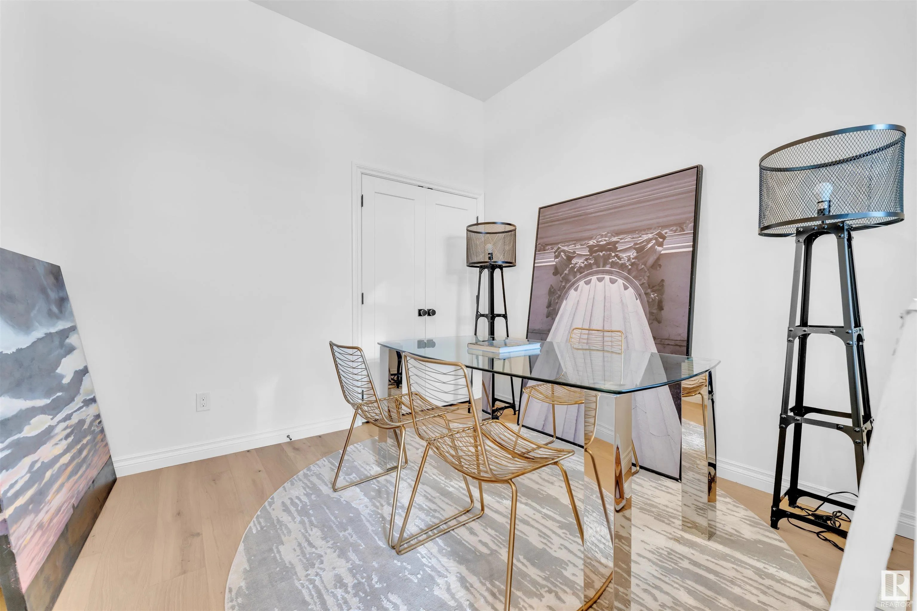 30 AVONLEA Way
