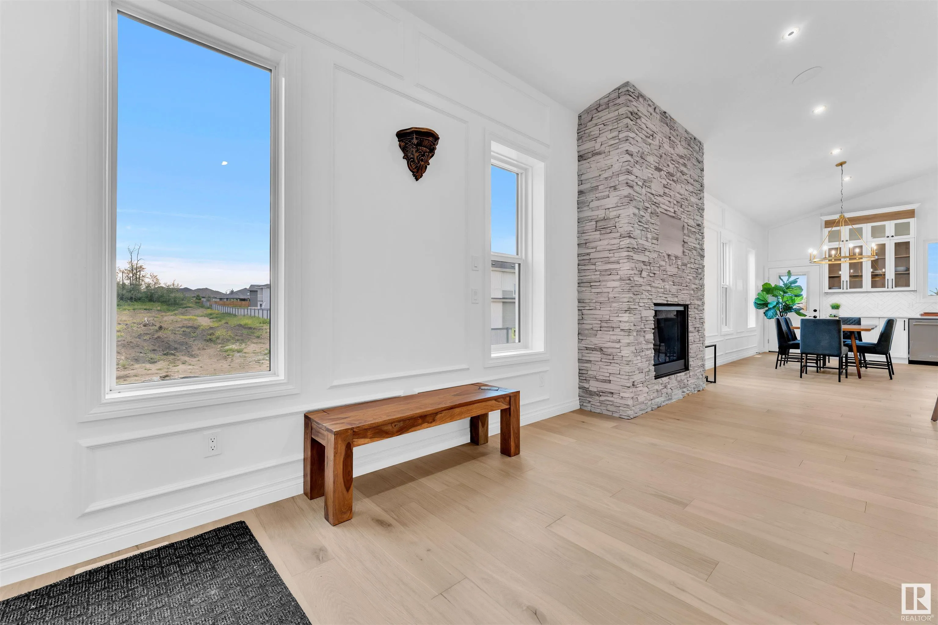 30 AVONLEA Way