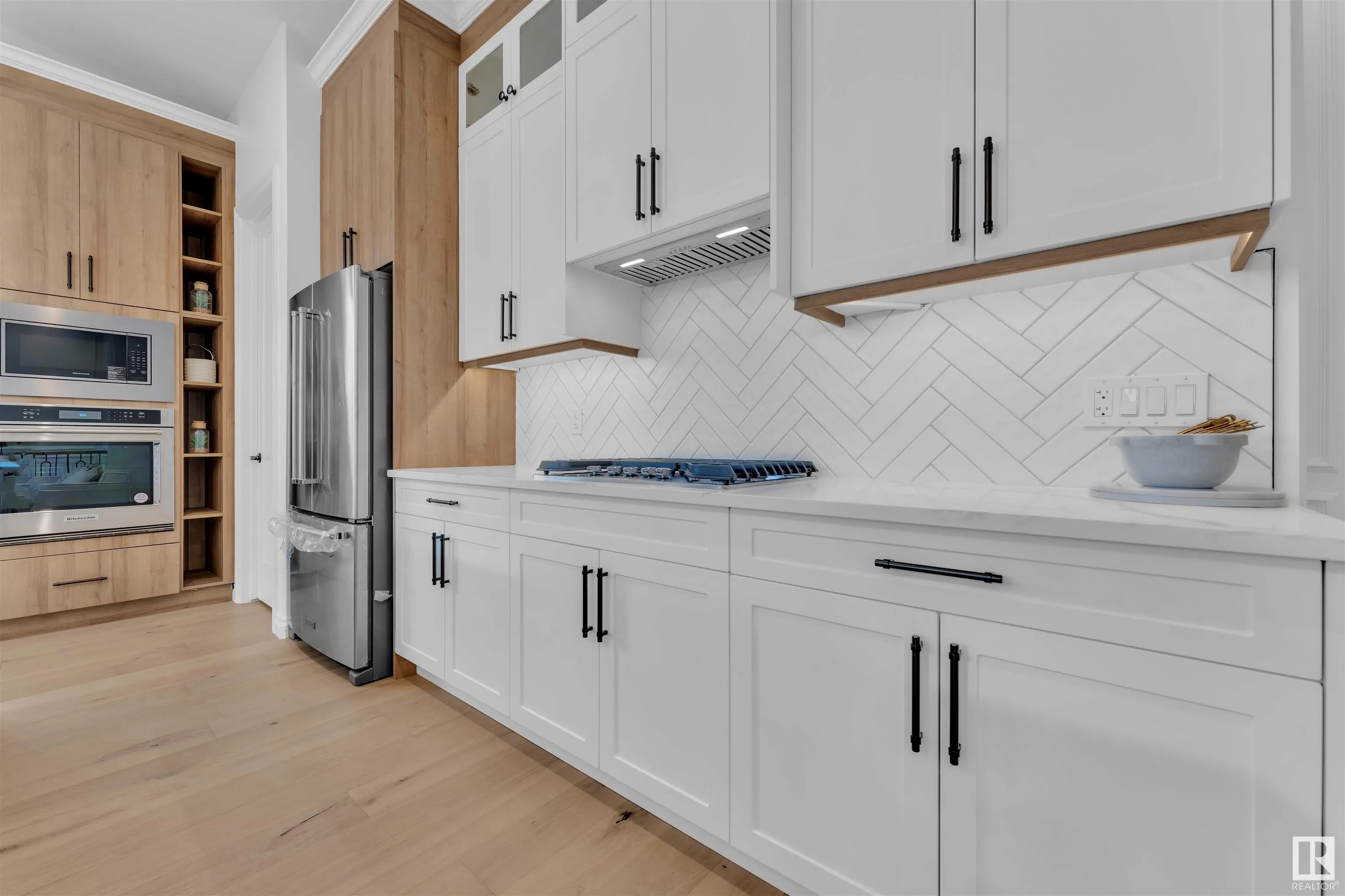 30 AVONLEA Way