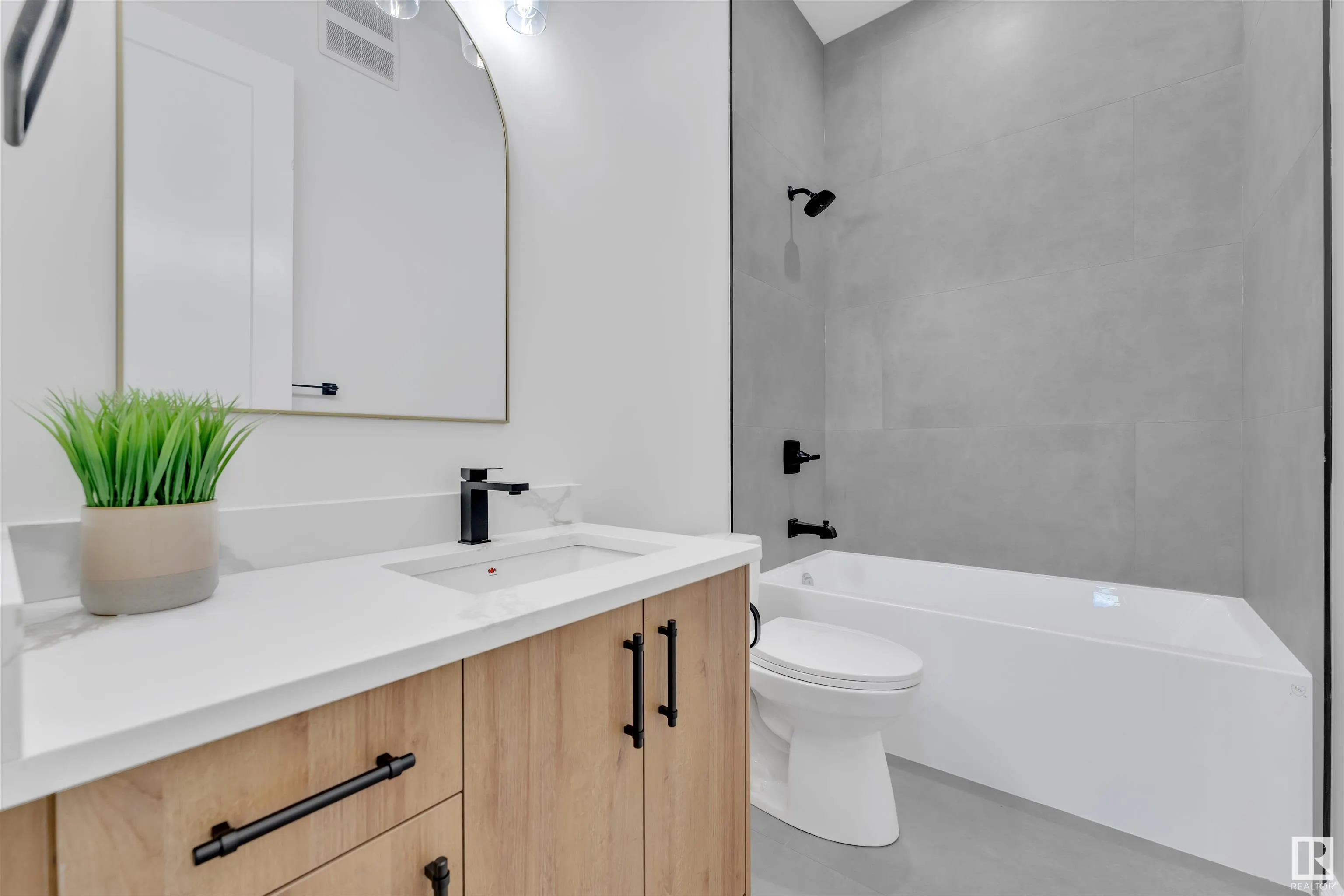 30 AVONLEA Way