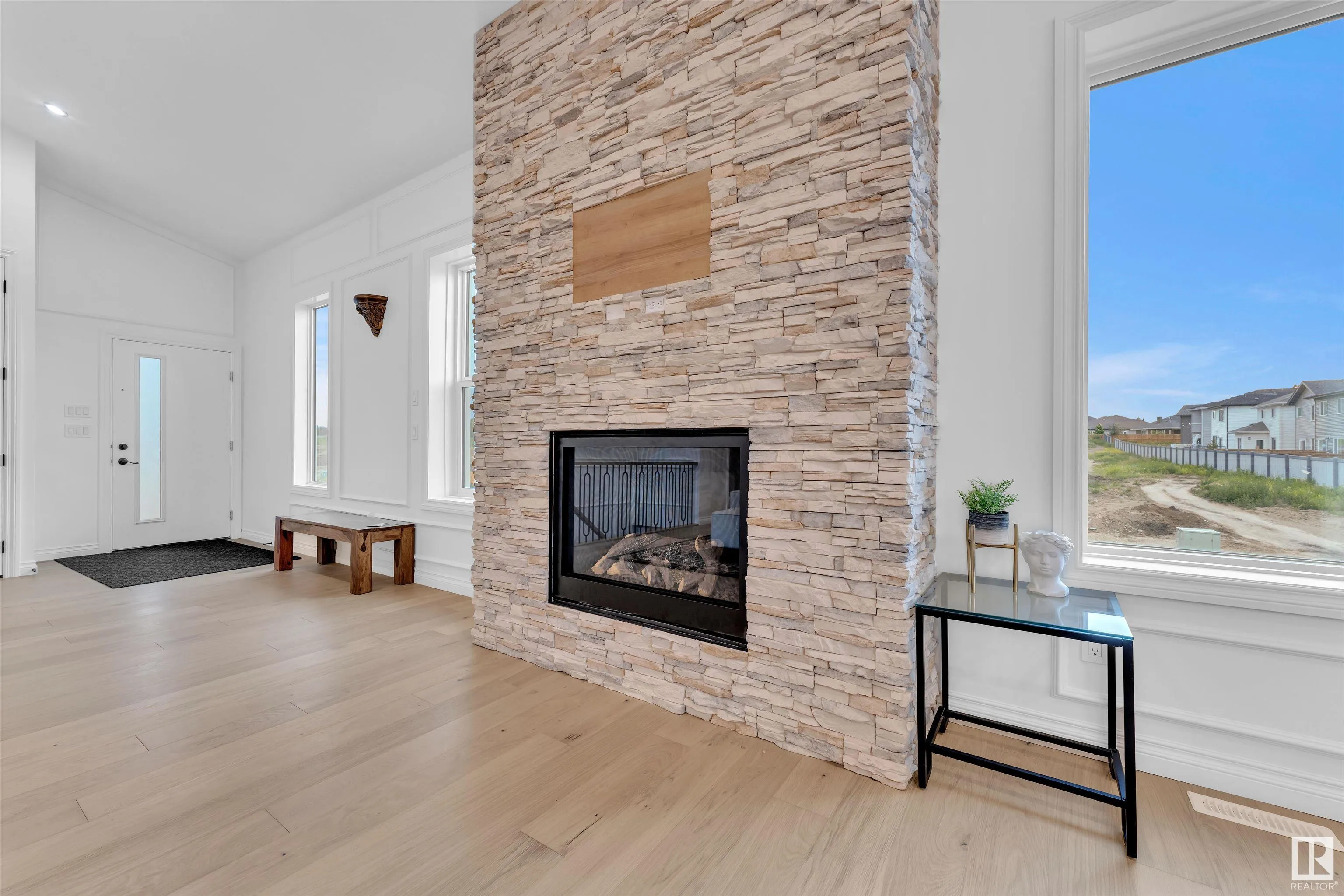 30 AVONLEA Way