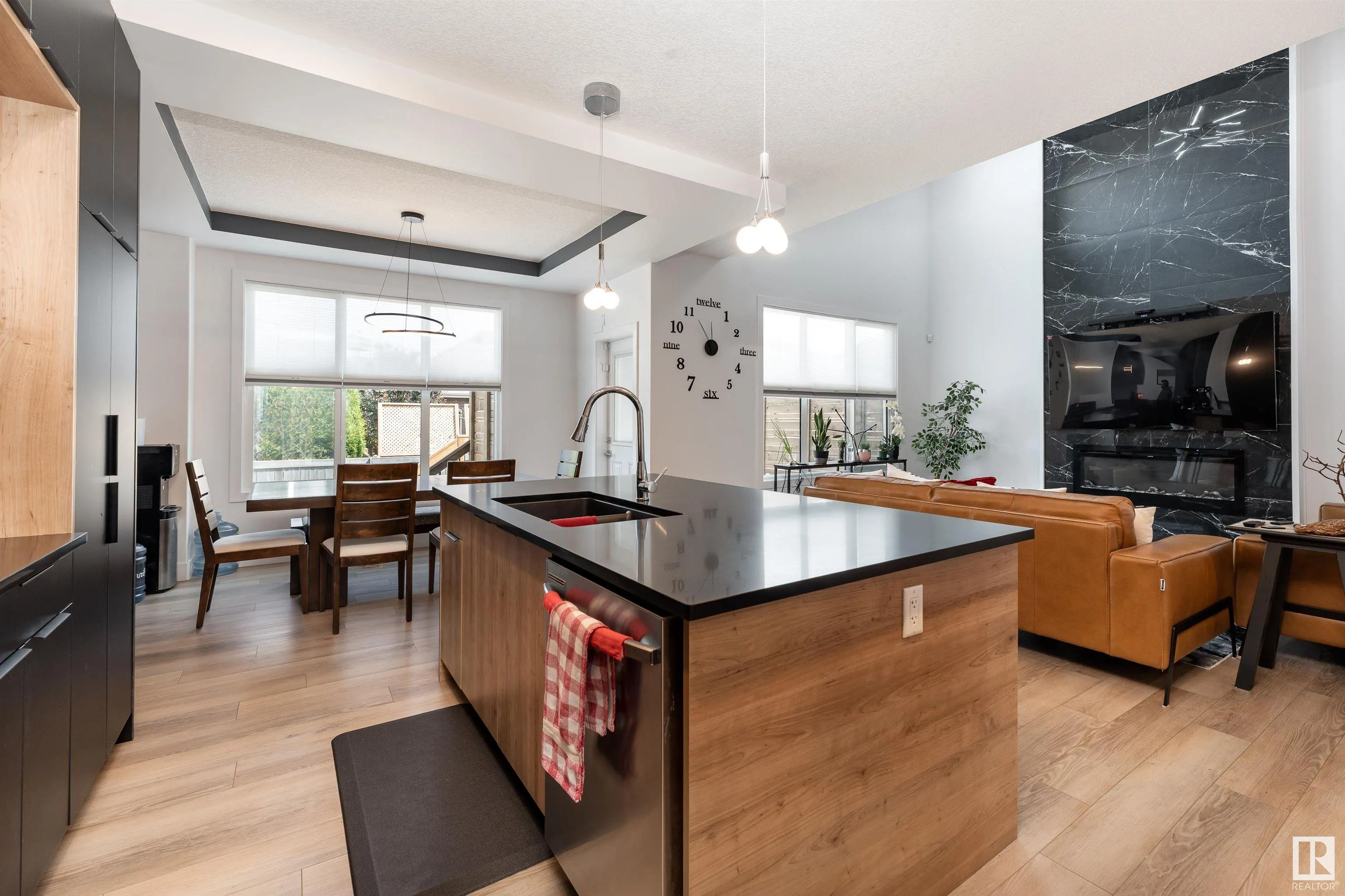 3235 PELERIN Crescent