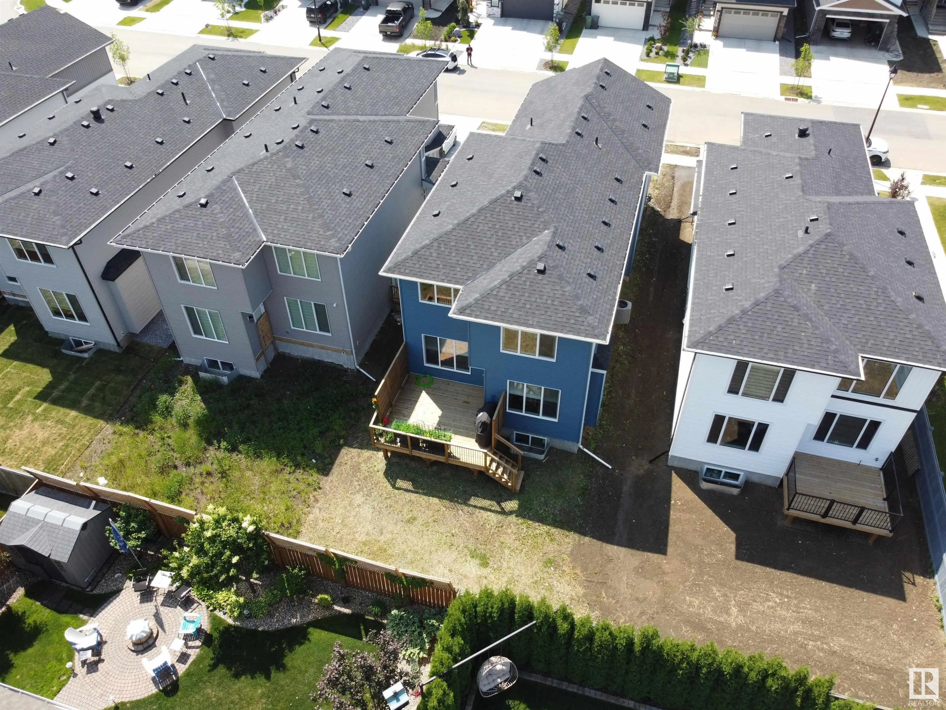 3235 PELERIN Crescent